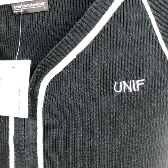 UNIF Short Sleeve VNeck Cardigan Sweater - Picture 4 of 6